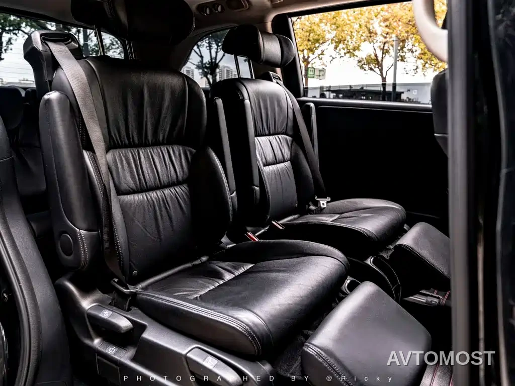 Honda Odyssey 2021 2.0L Sharp Exclusive Edition — фото 9