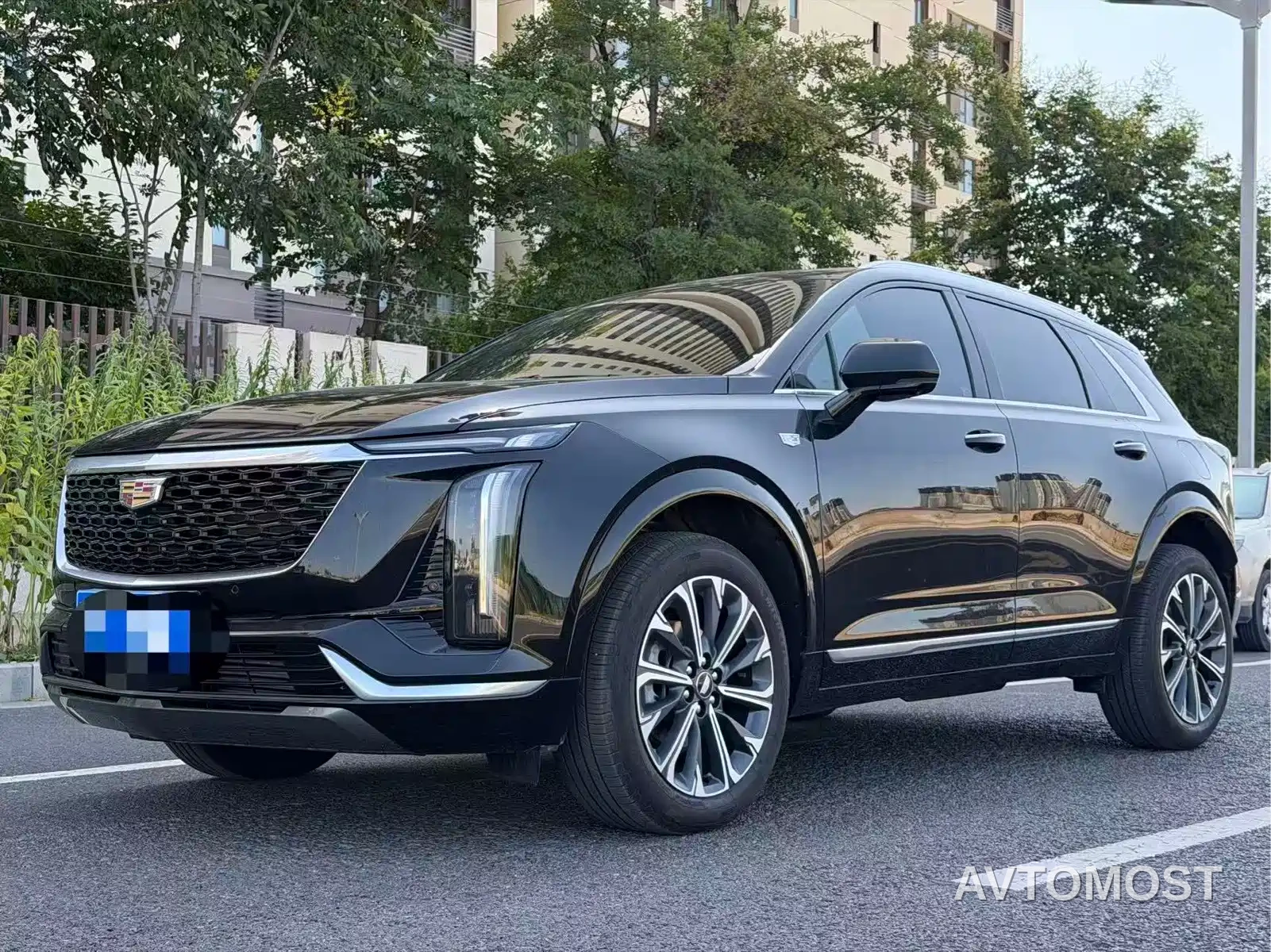 Cadillac XT5 2025 2.0T Luxury — фото 1