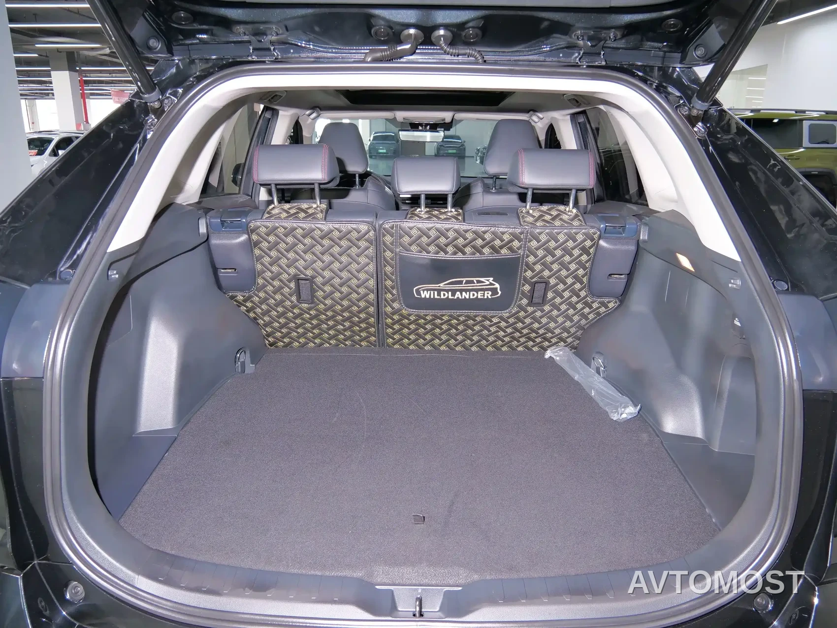 Toyota Wildlander New Energy 2021 High Performance Edition 2.5L 4WD Turbo Edition — фото 19