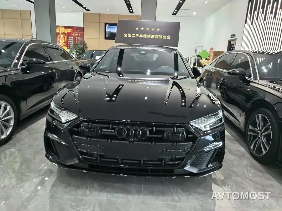 Audi A7L 2023 45 TFSI quattro S-line Black Warrior Edition