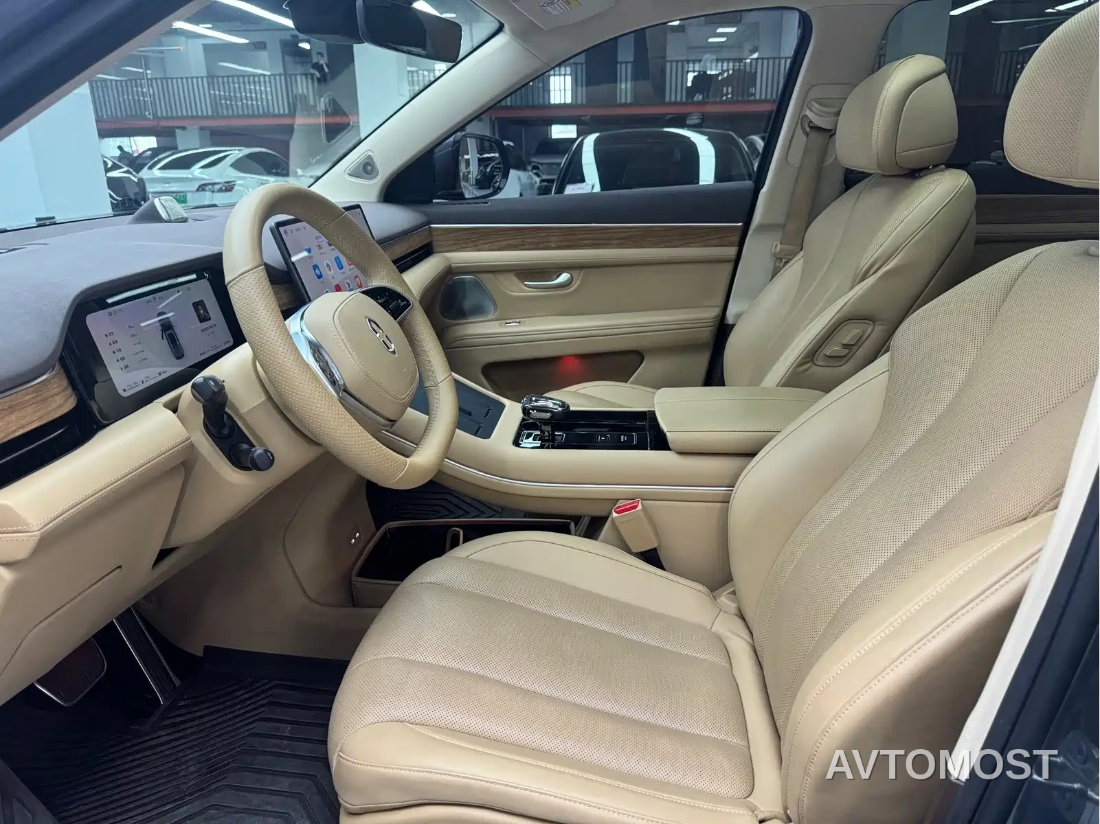 AITO M7 2022 1.5T RWD Comfort Edition — фото 4