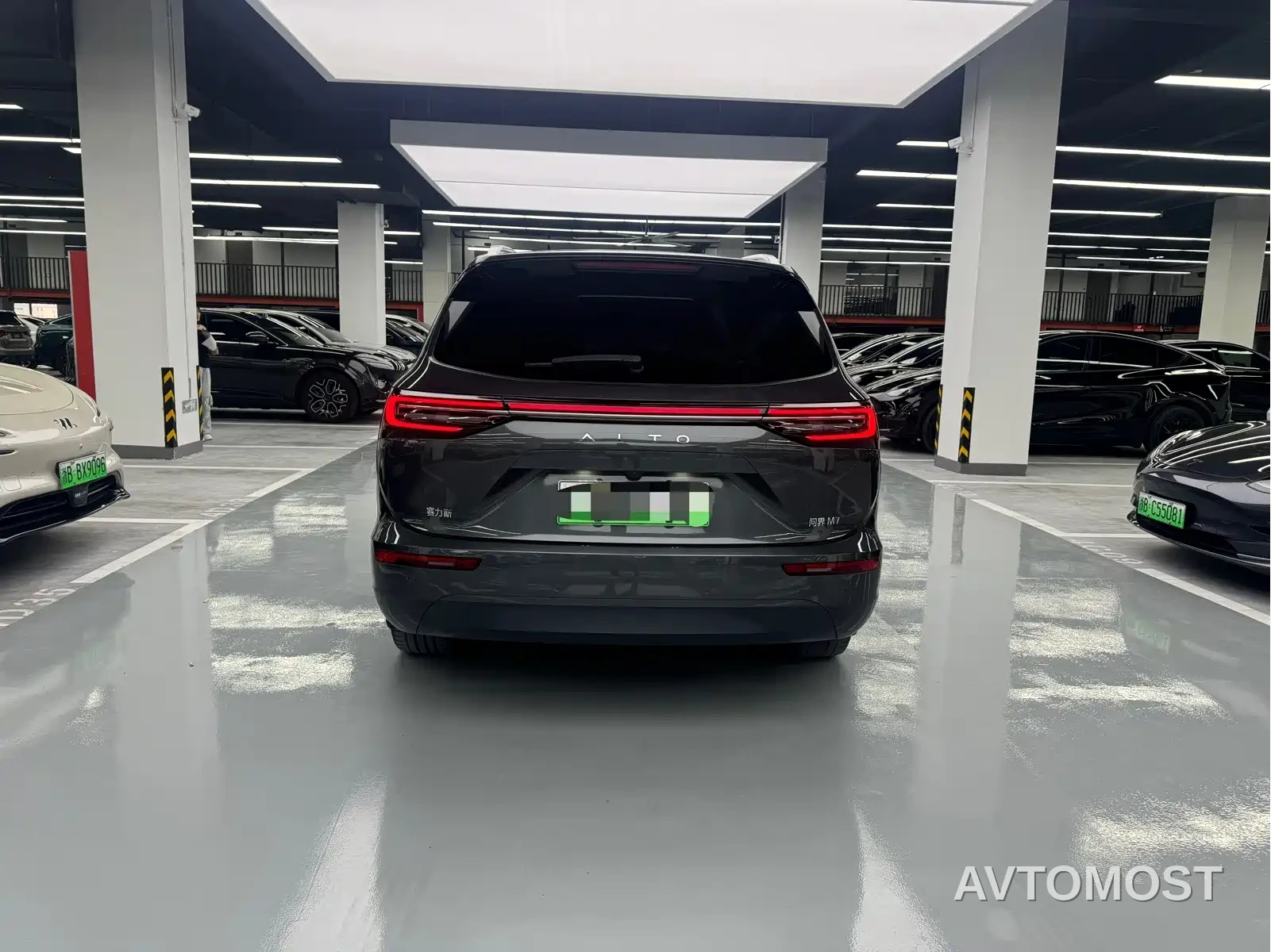 AITO M7 2022 1.5T RWD Comfort Edition — фото 14