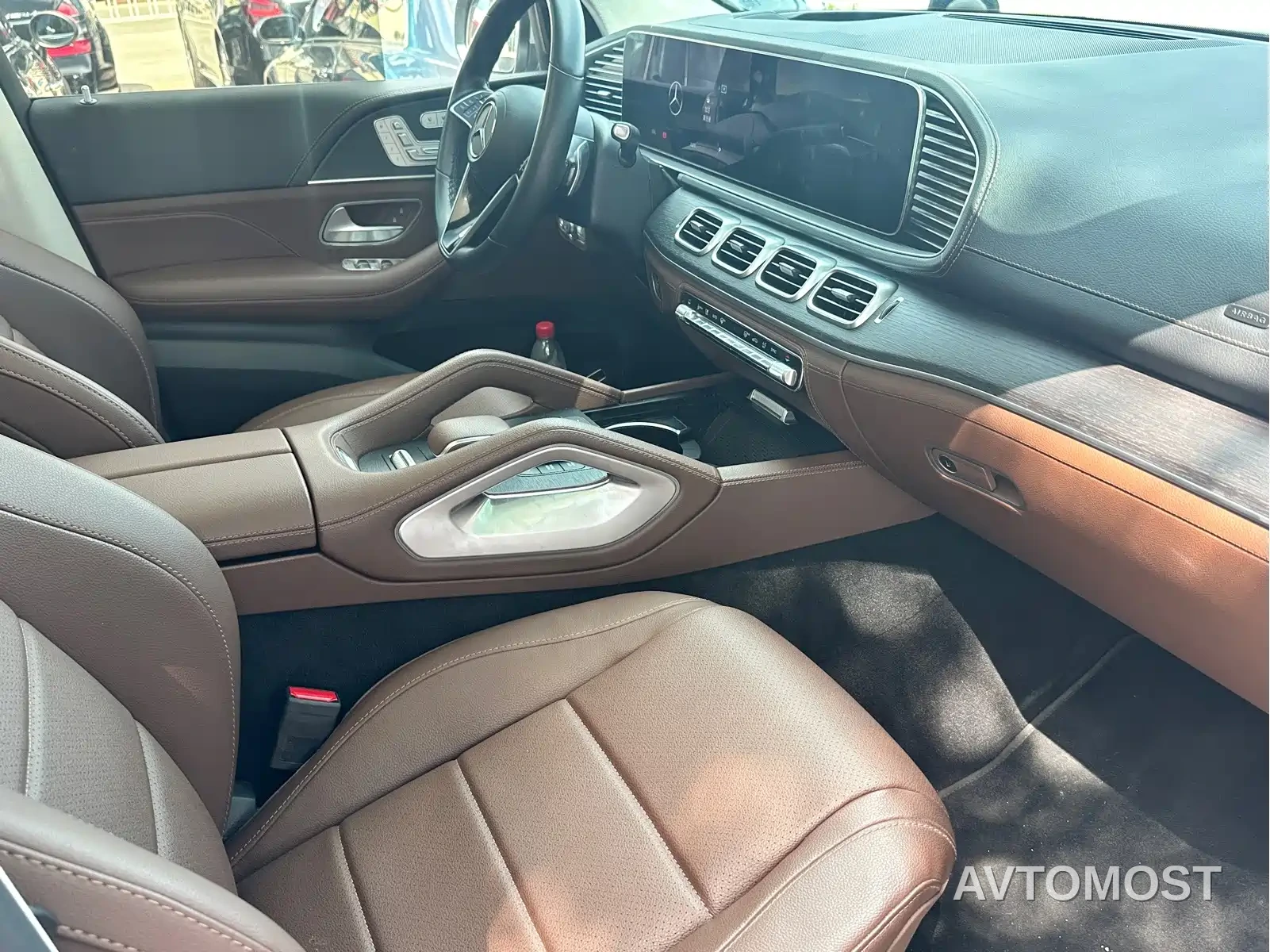 Mercedes-Benz GLE 2023 GLE 450 4MATIC Luxury — фото 7