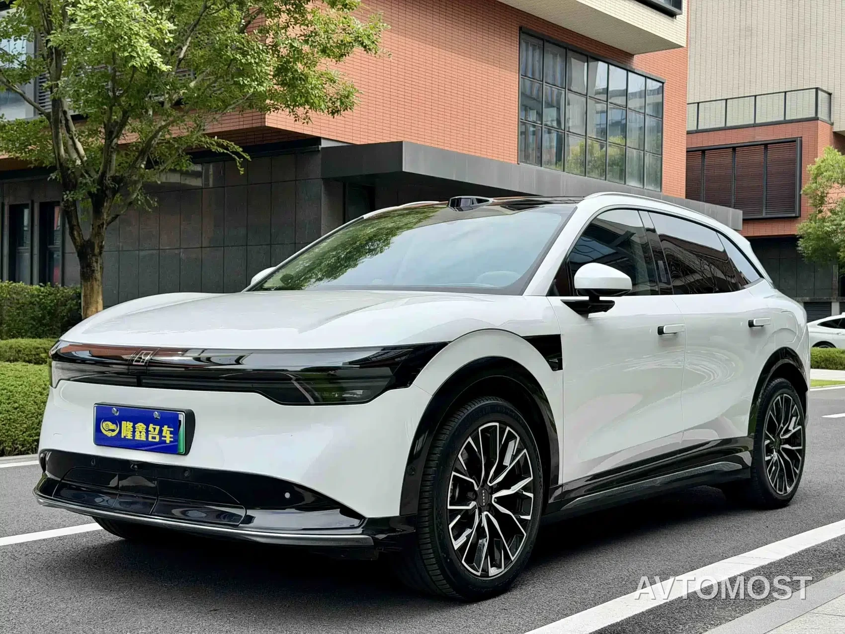 Zeekr 7X 2025 Model 75kWh RWD Smart Driving Edition — фото 1