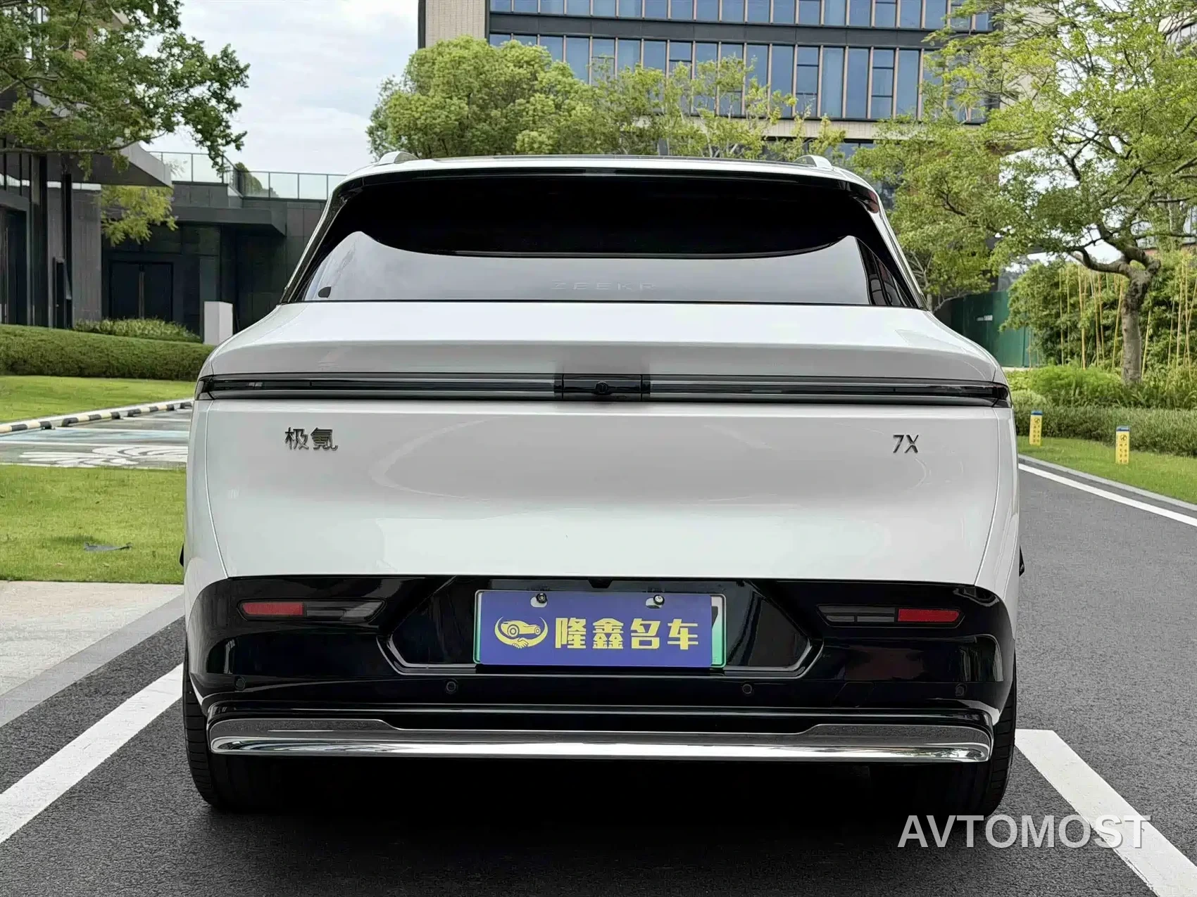 Zeekr 7X 2025 Model 75kWh RWD Smart Driving Edition — фото 20