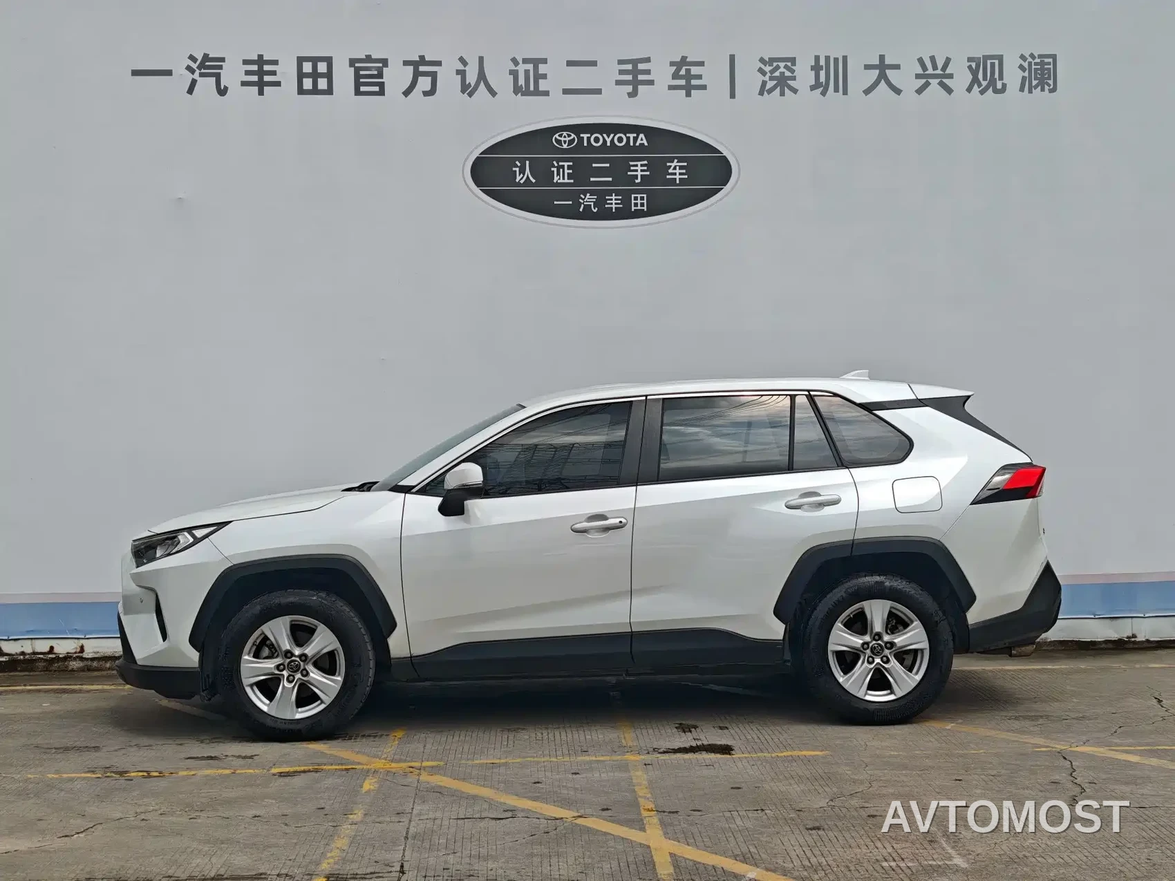 Toyota RAV4 Rongfang 2022 2.0L CVT 2WD Urban Edition — фото 3