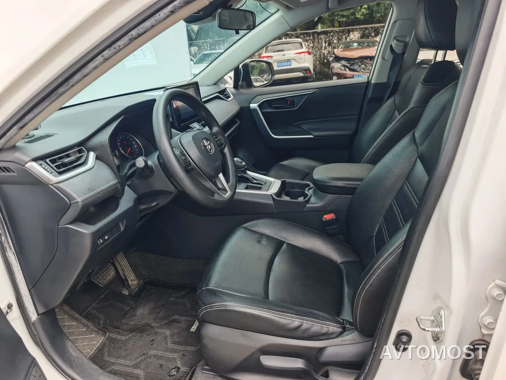 Toyota RAV4 Rongfang 2022 2.0L CVT 2WD Urban Edition — фото 16