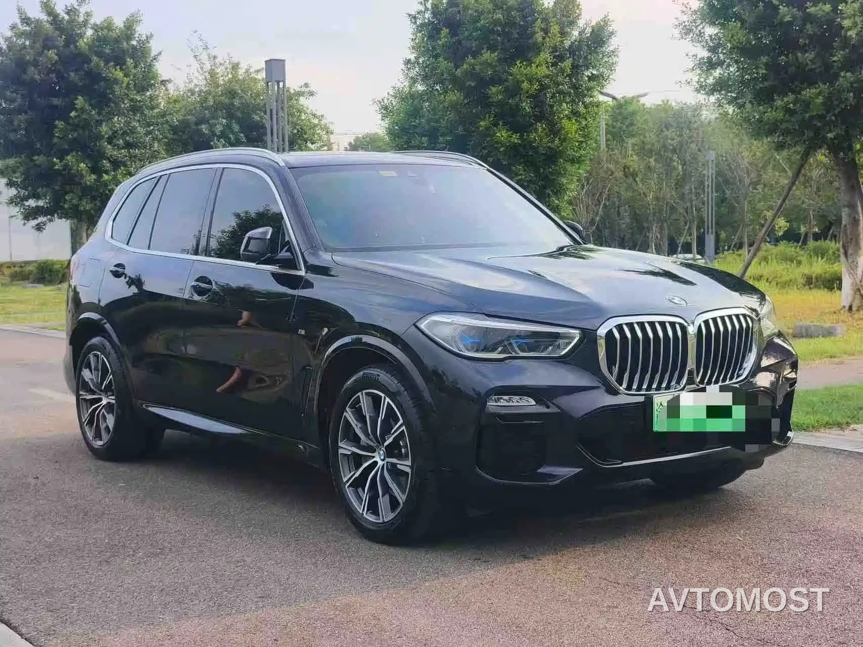 BMW X5 New Energy(Imported) 2021 xDrive45e M Sport Package — фото 3