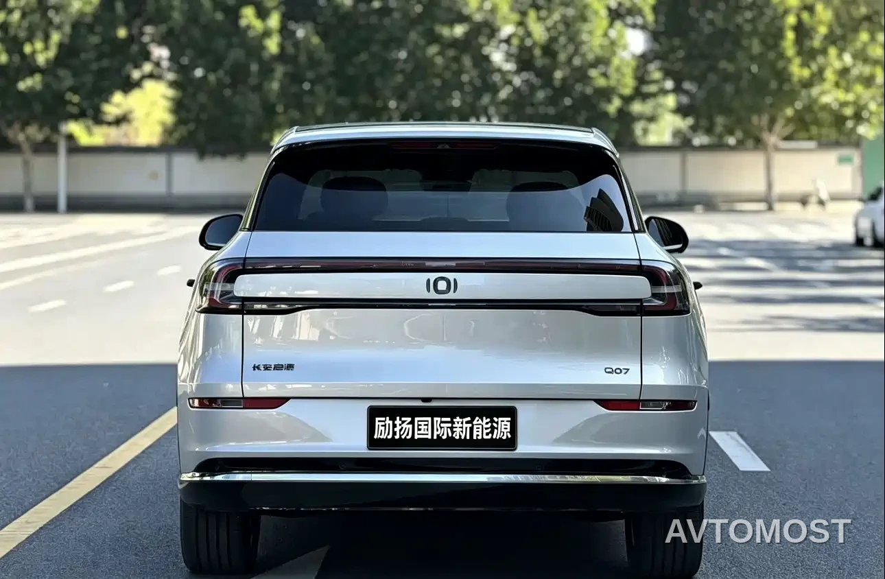 Changan Qiyuan Q07 2025 215 Laser Honor Edition — фото 8