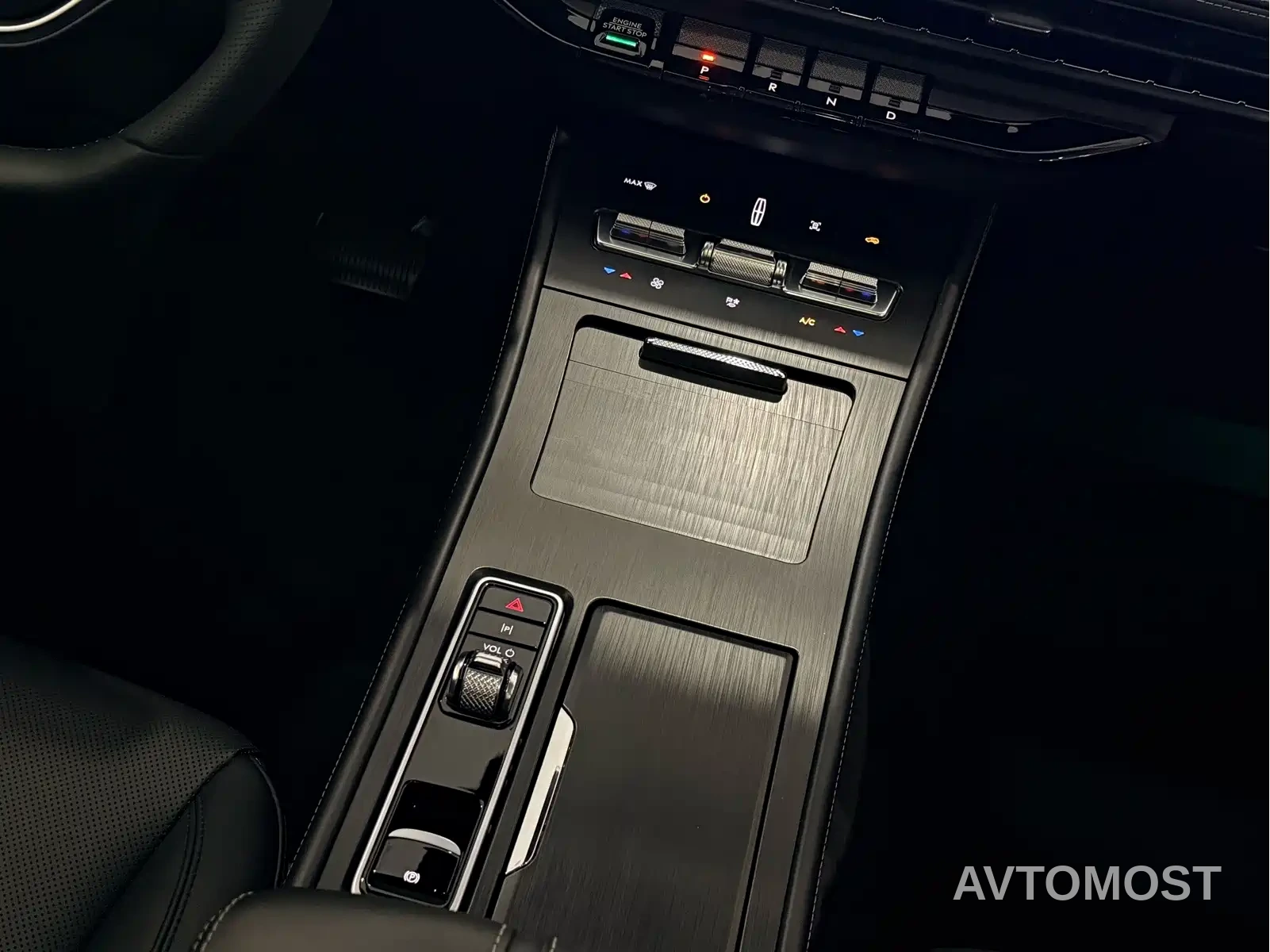 Lincoln Adventurer 2024 1.5T 2WD Premium Hybrid — фото 8
