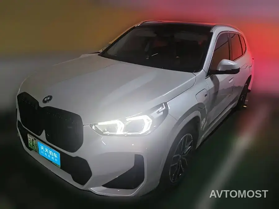BMW iX1 2023 eDrive25L M Sport Package