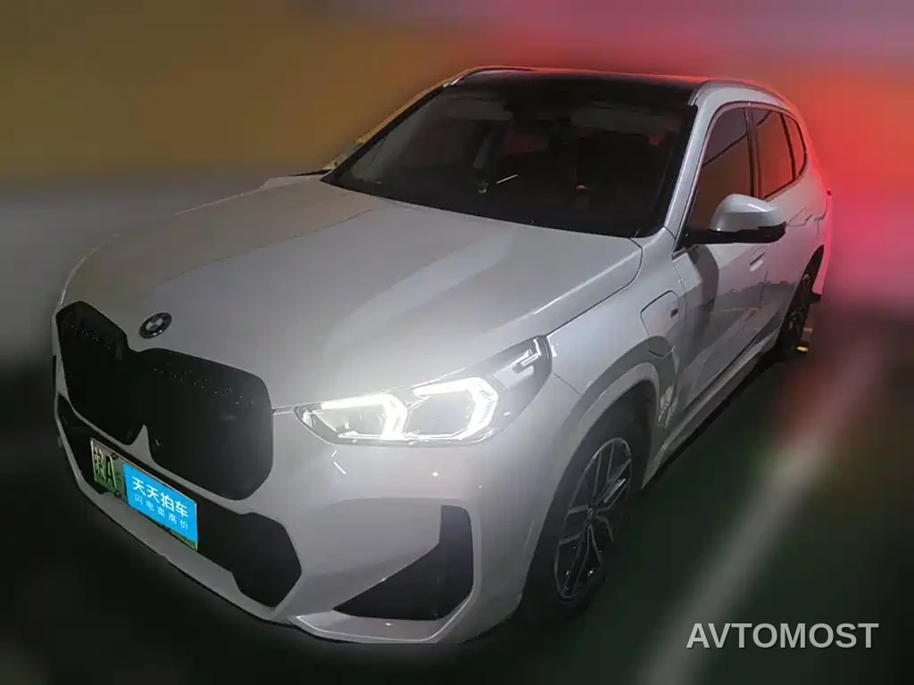 BMW iX1 2023 eDrive25L M Sport Package — фото 1