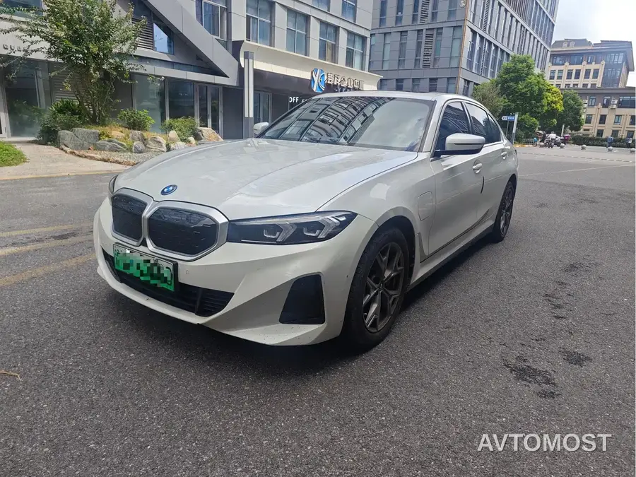 BMW i3 2022 eDrive 35 L