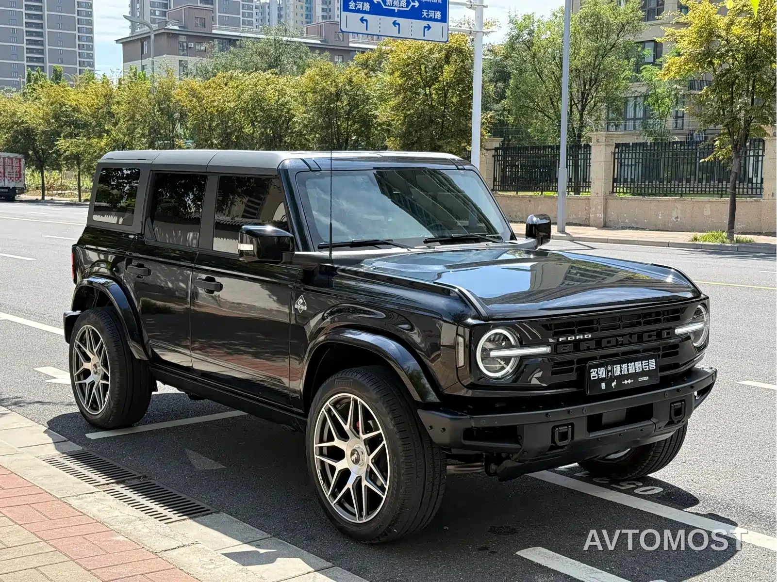 Ford Bronco 2024 2.3T Long Beach — фото 3