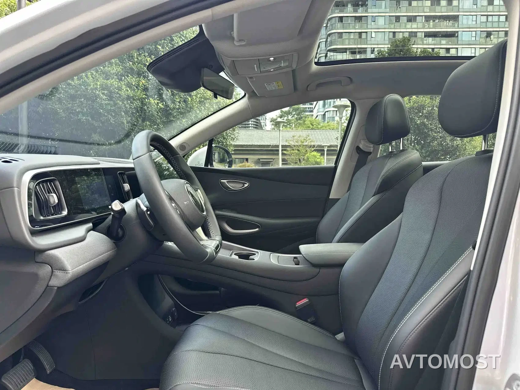 BYD Hai Shi 05 EV 2025 520KM Smart Navigation Edition — фото 8