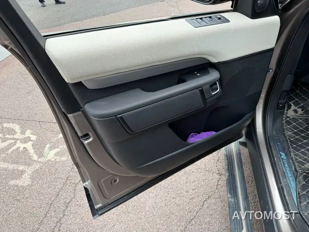 Land Rover Discovery 2021 360PS R-Dynamic S — фото 6