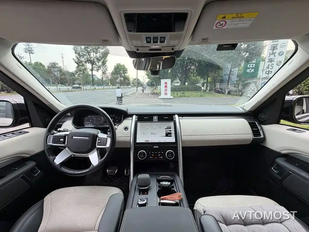 Land Rover Discovery 2021 360PS R-Dynamic S — фото 13