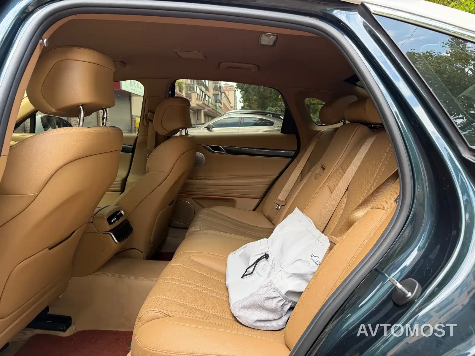 Genesis G80 2024 2.5T RWD Luxury — фото 12