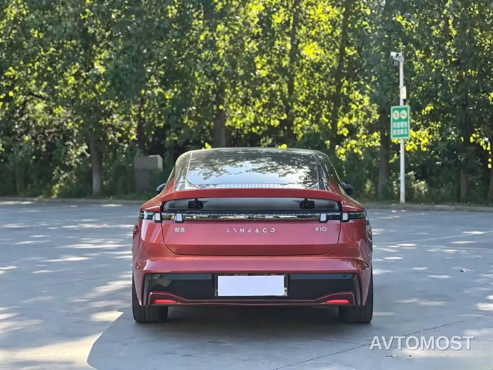 Lynk & Co Z10 2025 95kWh 766km RWD Max — фото 8