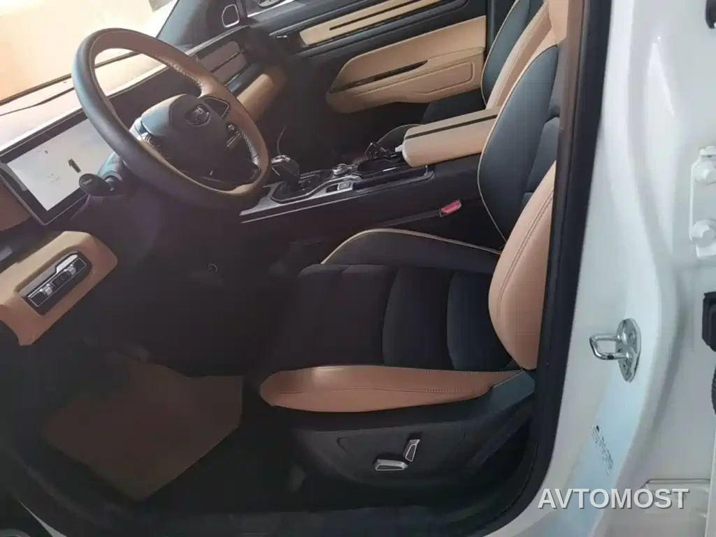 Geely ICON 2025 Linglong 1.5TD Wish Fulfillment Edition — фото 12