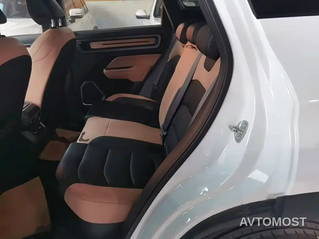 Geely ICON 2025 Linglong 1.5TD Wish Fulfillment Edition — фото 14
