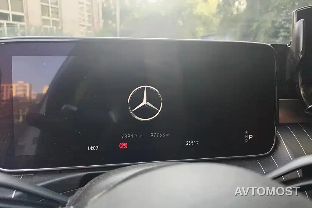 Mercedes-Benz C-Class New Energy 2023 C 350 eL — фото 13