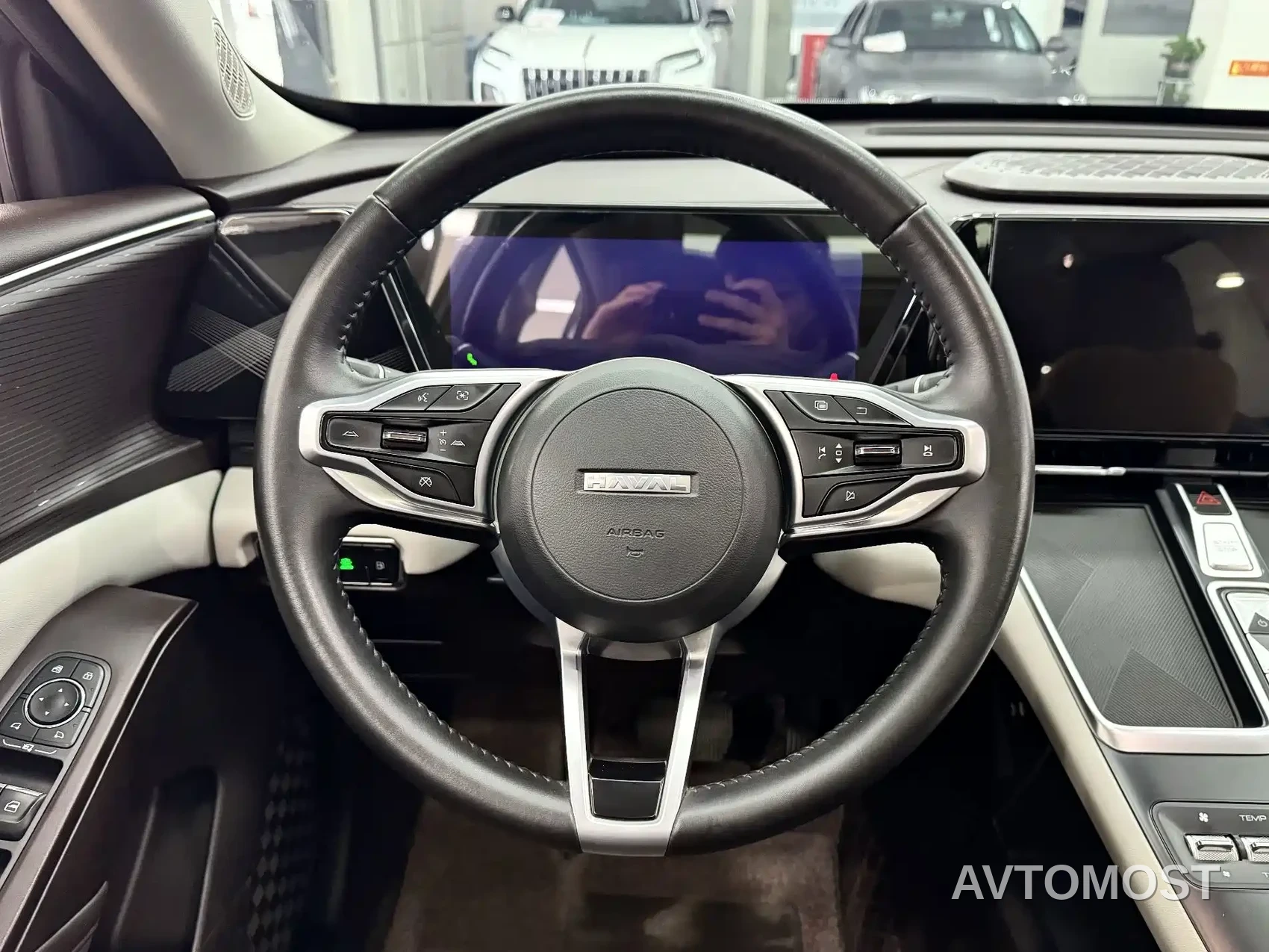 Haval Xiaolong MAX 2023 1.5L Hi4 105 4WD Pilot Edition — фото 8