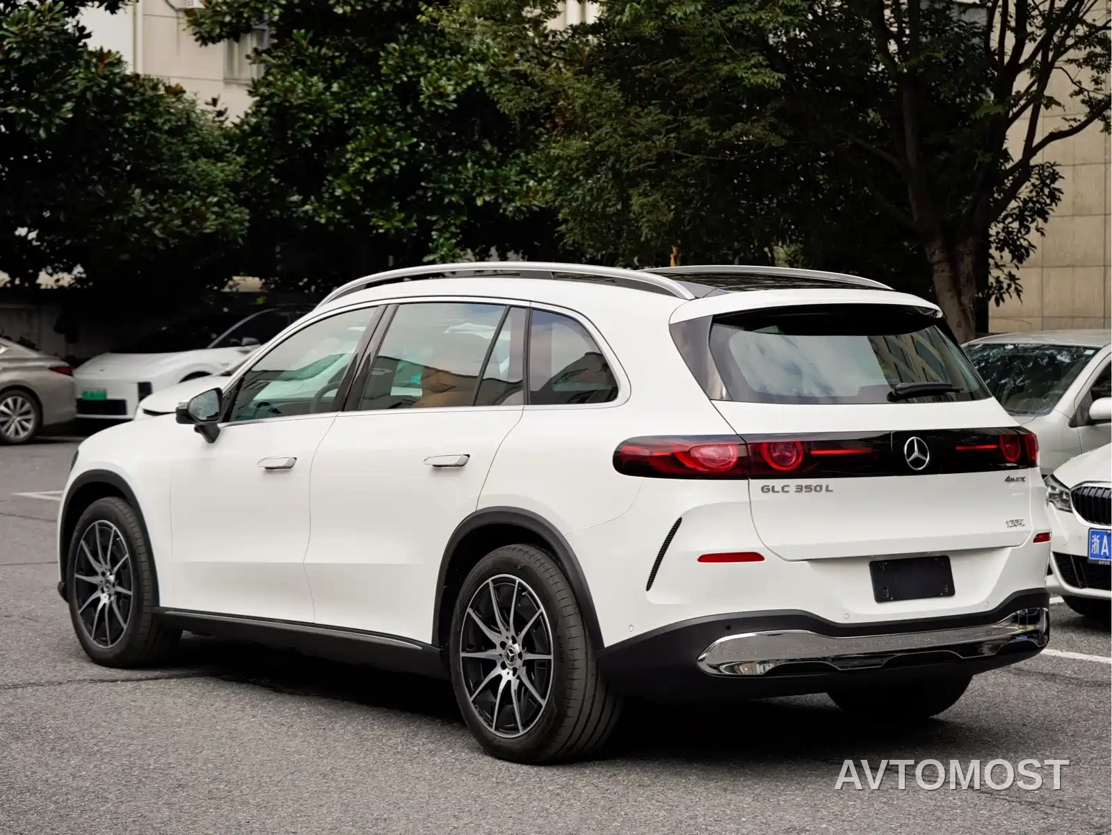 Mercedes-Benz GLC New Energy — фото 4
