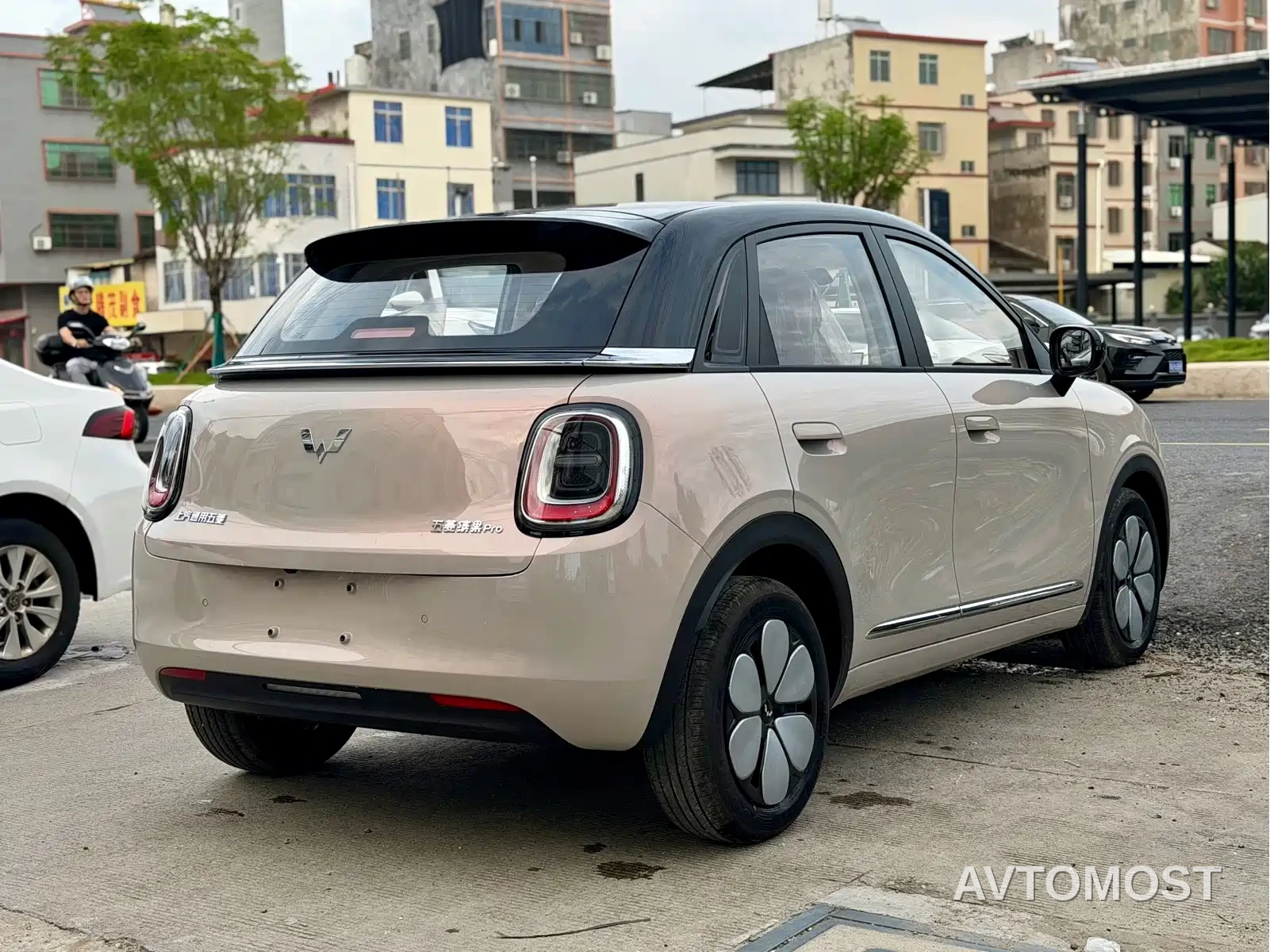 Wuling Motors Binguo Pro — фото 18