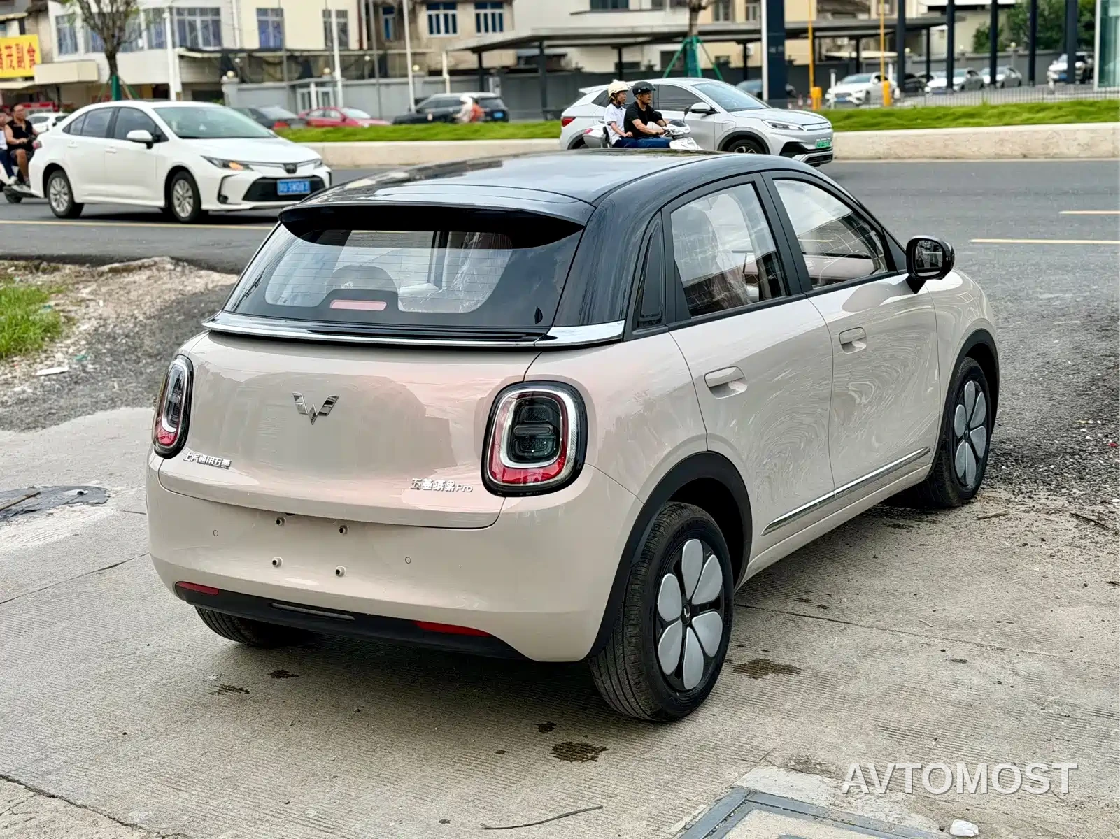Wuling Motors Binguo Pro — фото 21