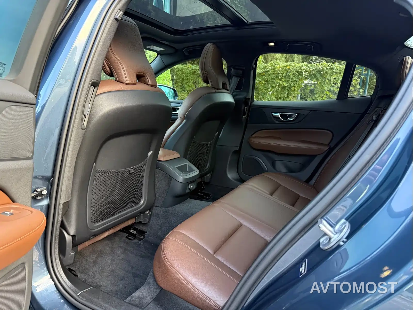 Volvo S60 2023 B4 Smart Vision Luxury Edition — фото 15