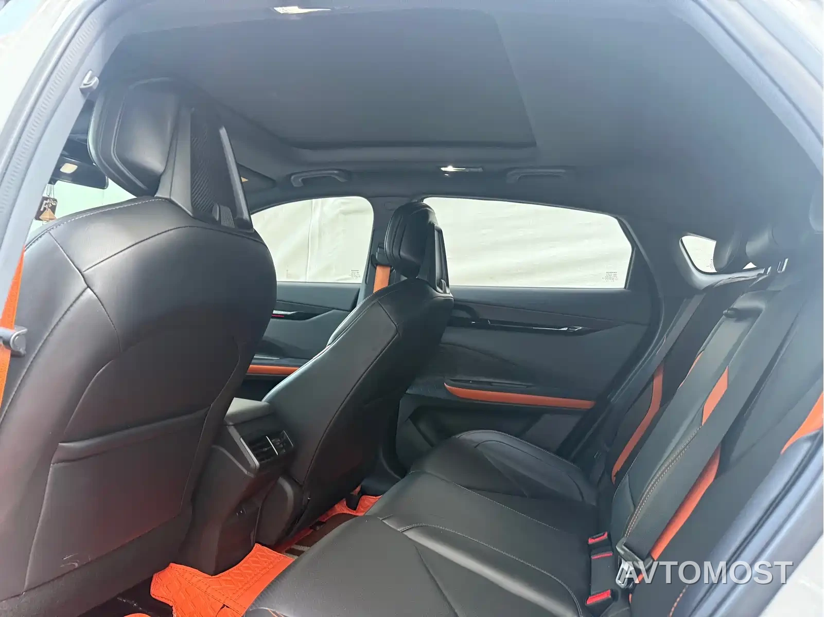 Changan UNI-V 2022 1.5T Sport Edition — фото 7