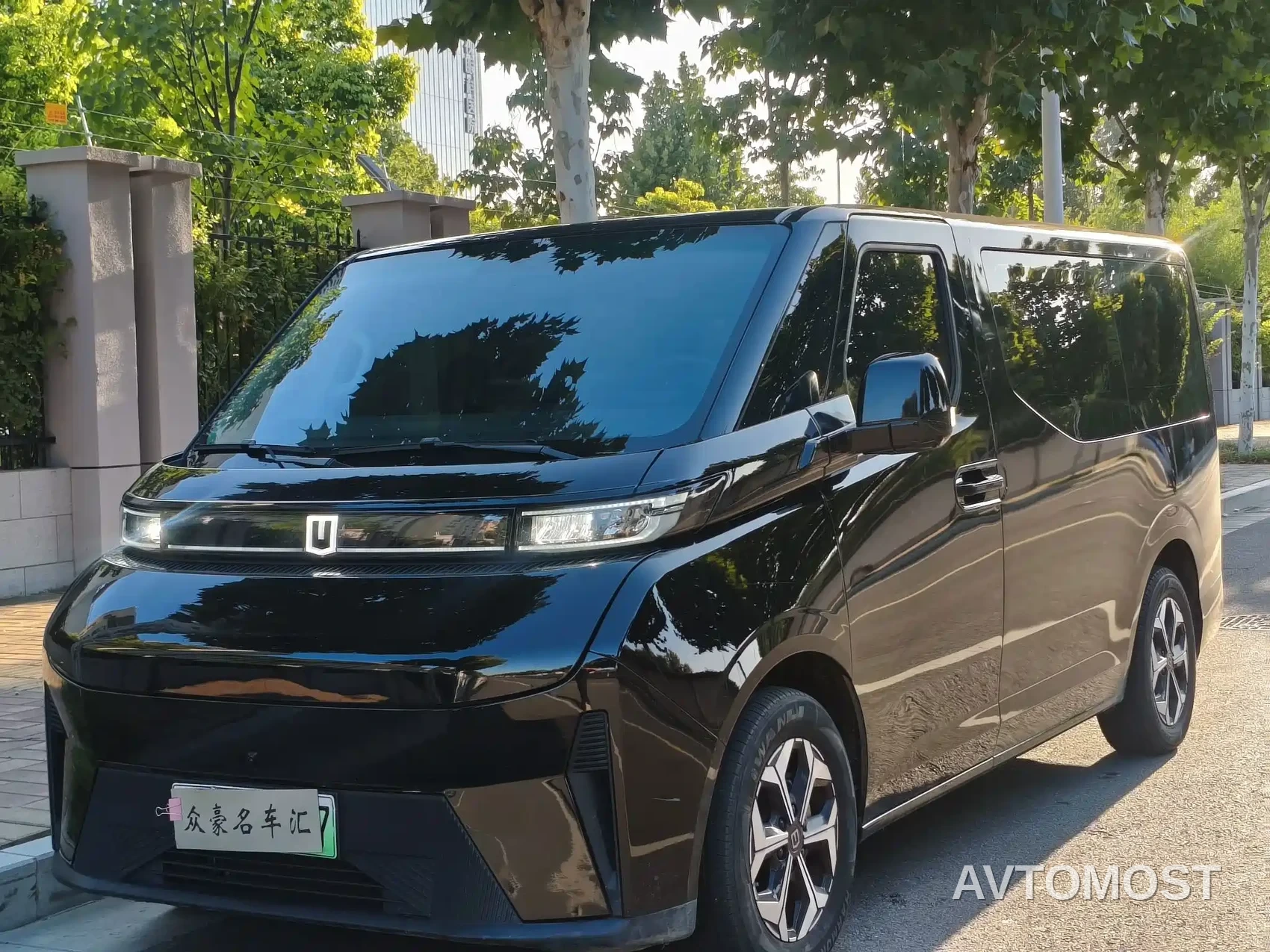 Yuan Cheng Geely Xingfu 2024 Fortune Edition 68.03kWh (Complete Vehicle) 7-Seater — фото 1