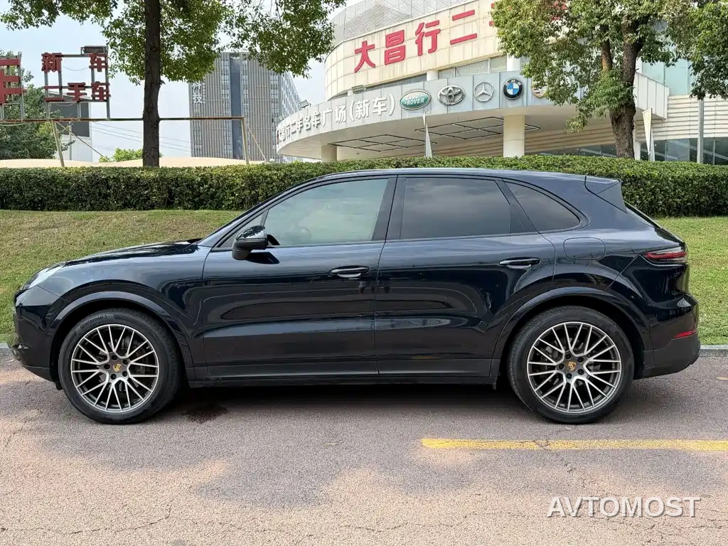 Porsche Cayenne New Energy 2021 Cayenne E-Hybrid 2.0T — фото 3