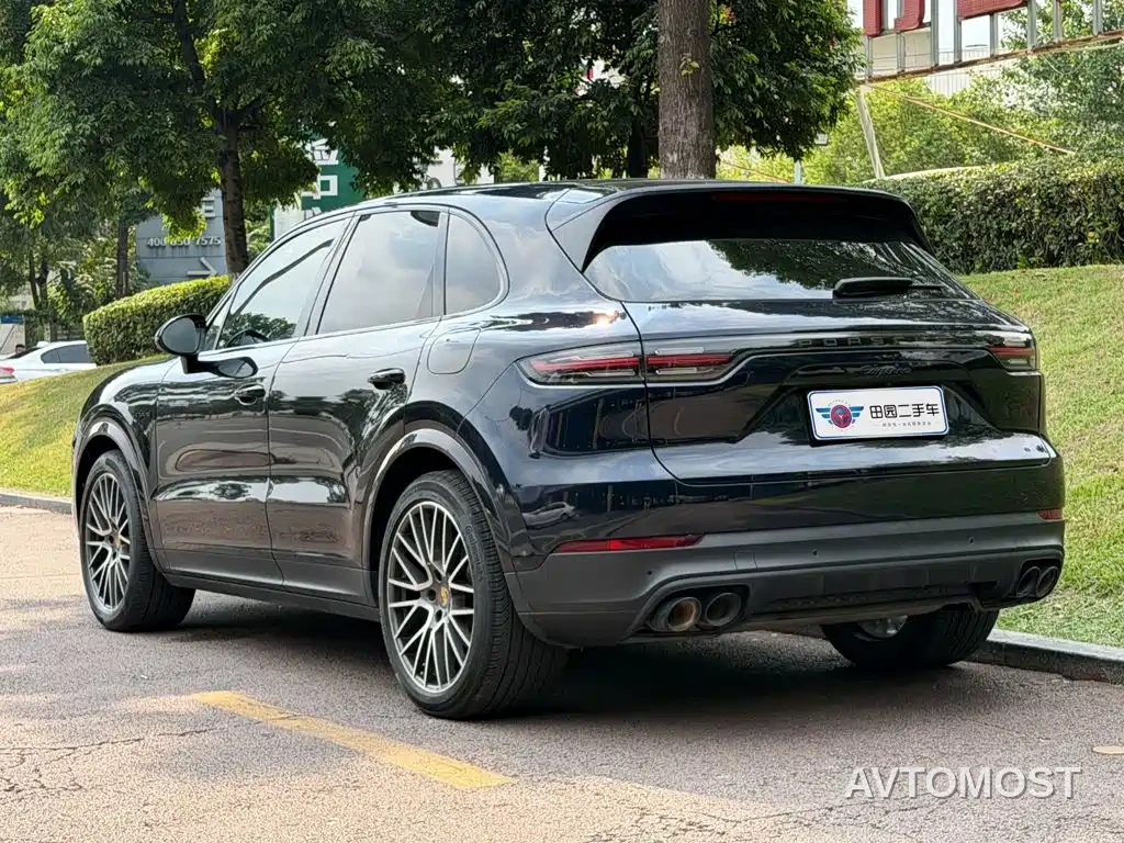 Porsche Cayenne New Energy 2021 Cayenne E-Hybrid 2.0T — фото 4