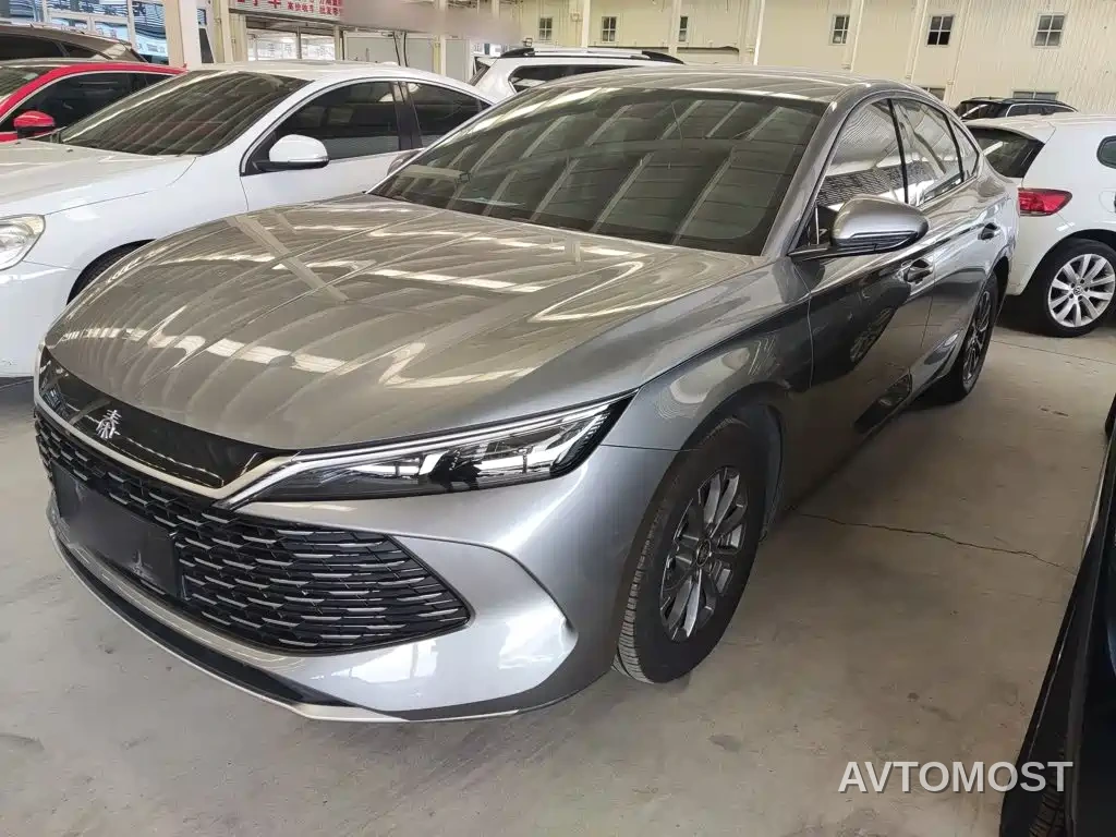 BYD Qin L 2024 DM-i 80KM Leading Edition — фото 1