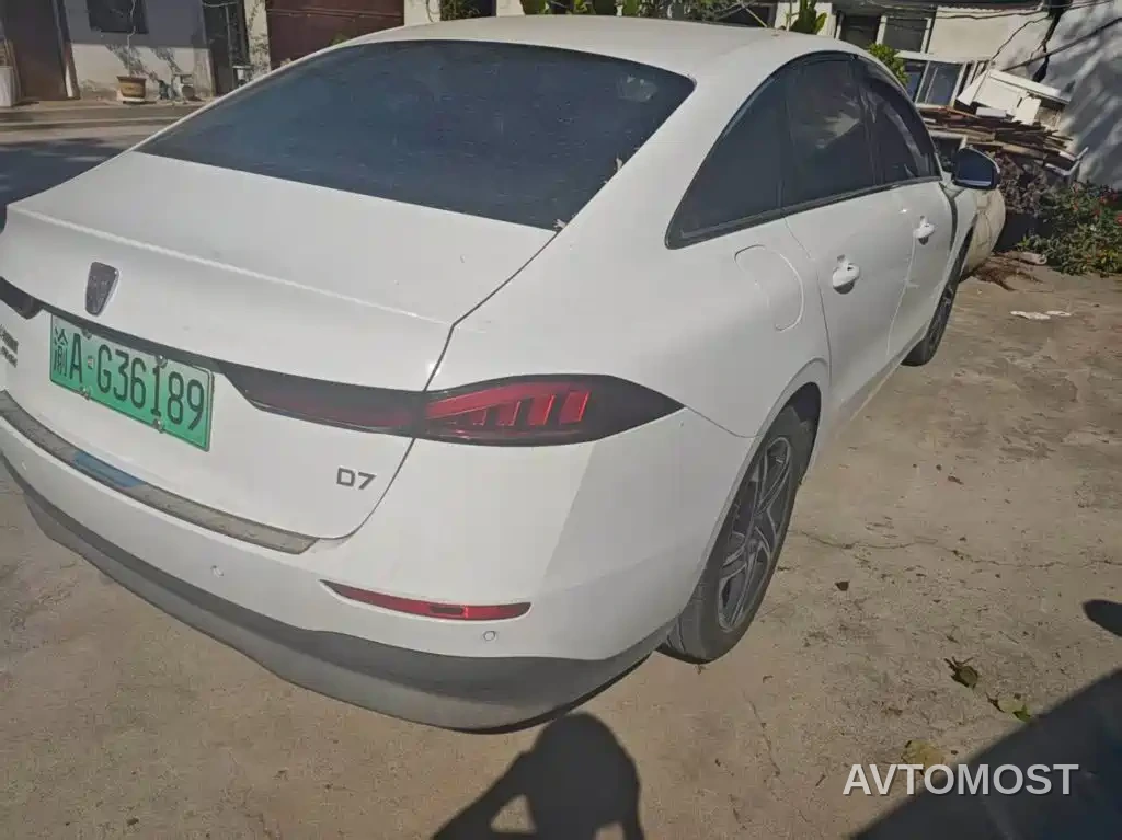 Roewe D7 2023 DMH 125km Flagship Edition — фото 9