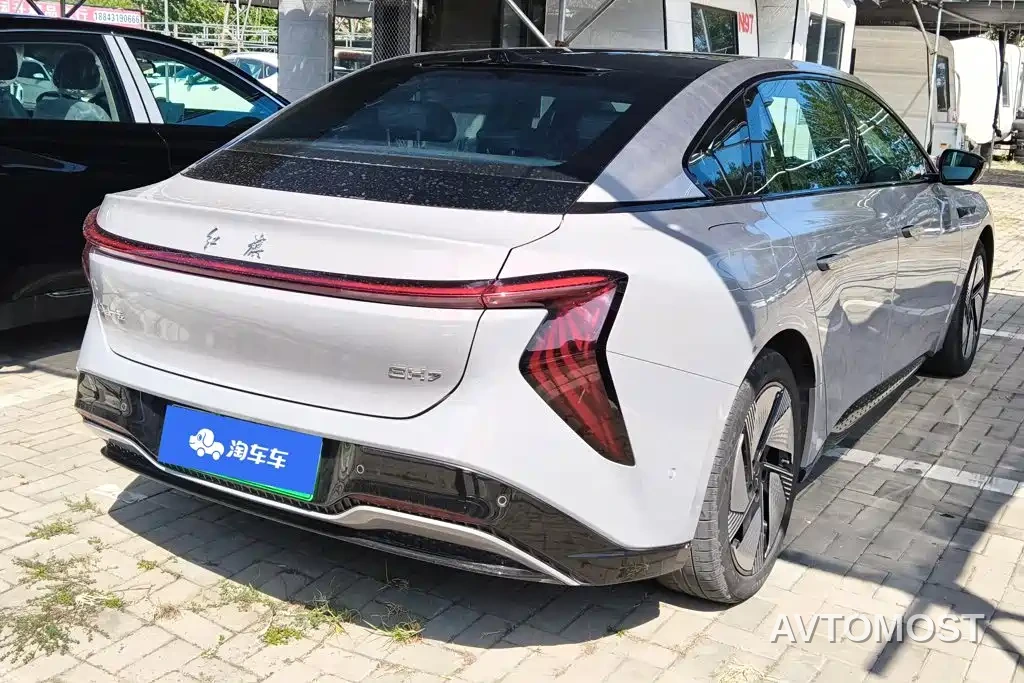 Hongqi EH7 2025 640 AWD Smart Selection Edition — фото 3