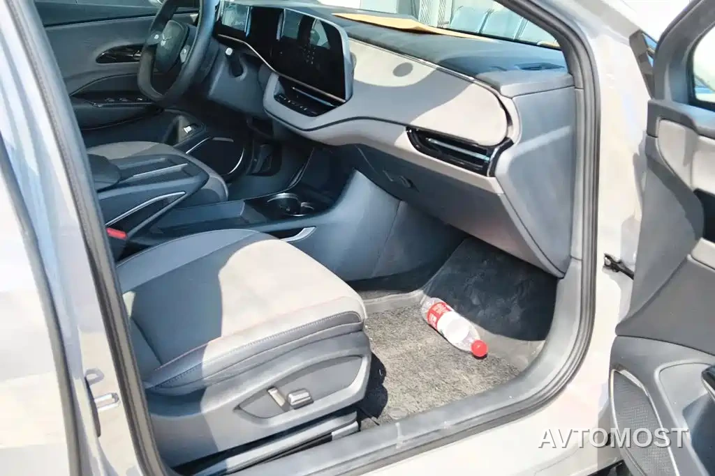 Hongqi EH7 2025 640 AWD Smart Selection Edition — фото 8