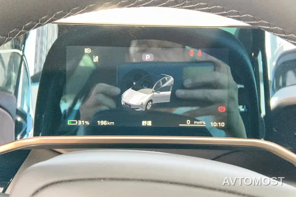 Hongqi EH7 2025 640 AWD Smart Selection Edition — фото 13