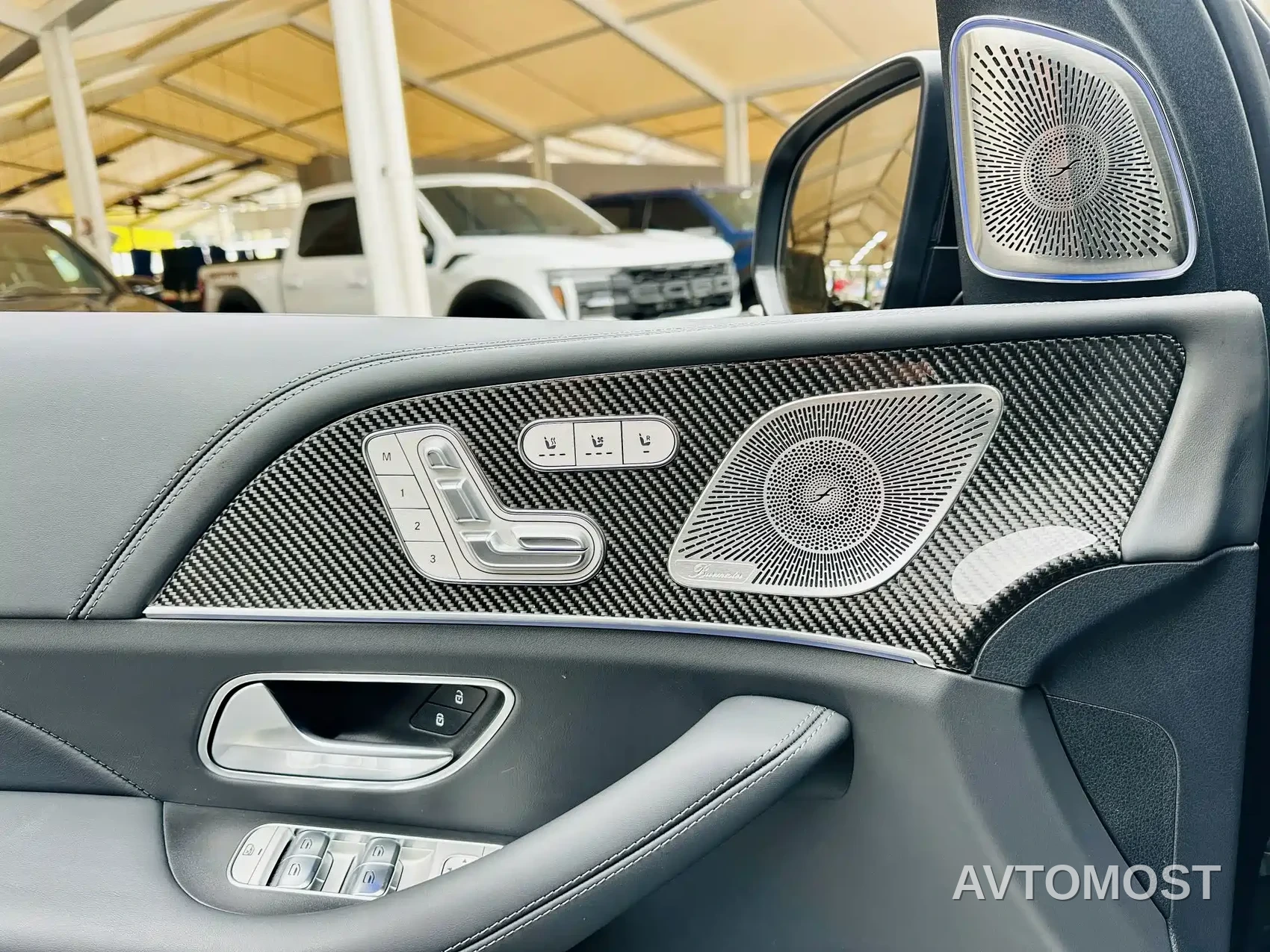 Mercedes-Benz GLS AMG 2024 AMG GLS 63 4MATIC+ — фото 14