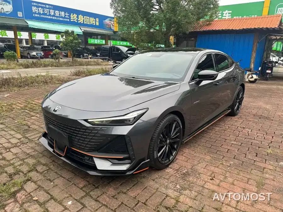Changan UNI-V 2022 1.5T Sport Edition