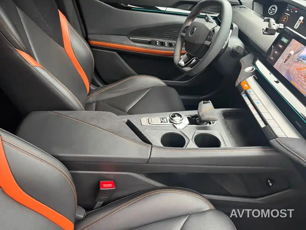 Changan UNI-V 2022 1.5T Sport Edition — фото 10