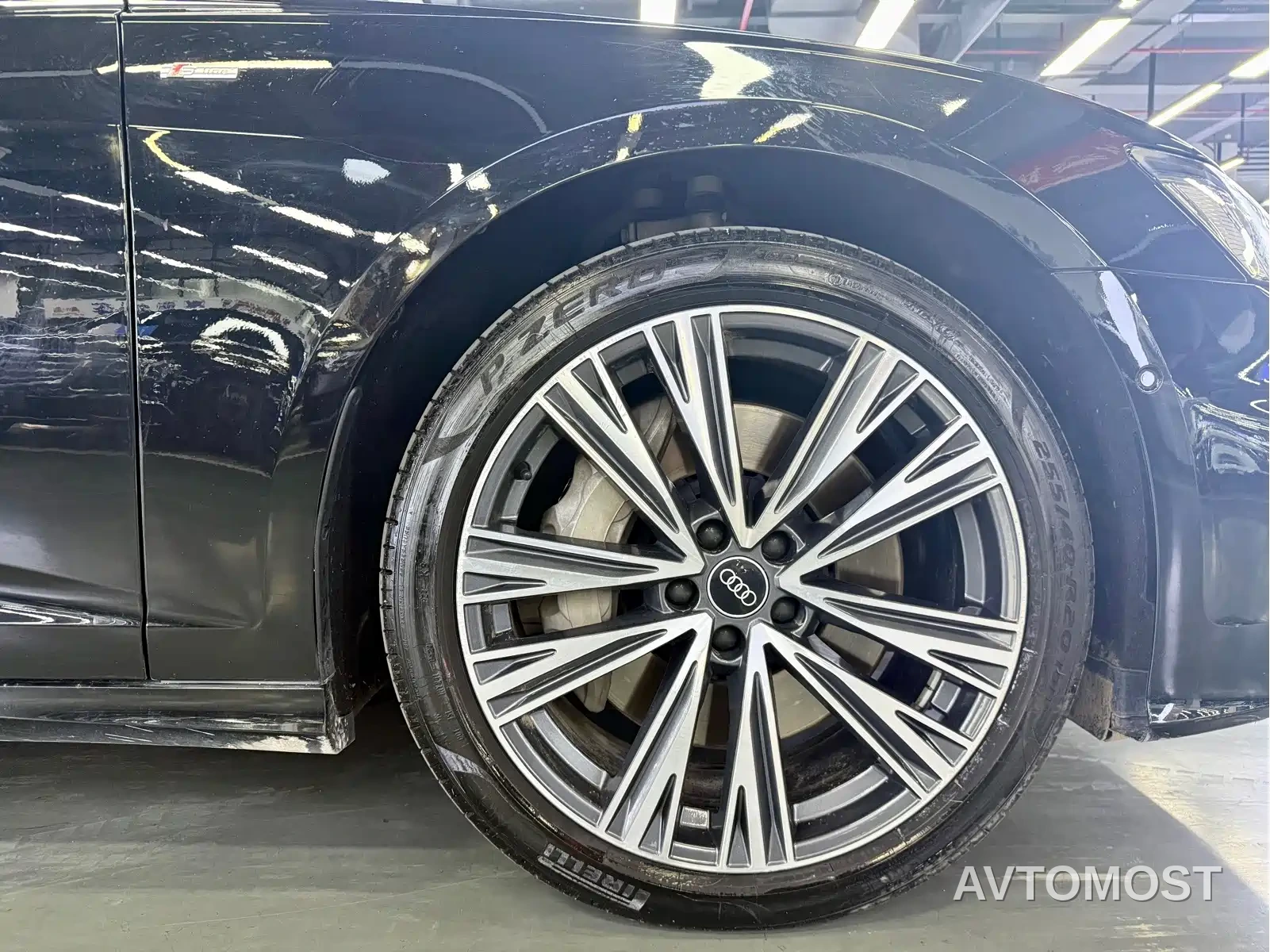 Audi A6L 2024 55 TFSI quattro Exclusive Dynamic — фото 24