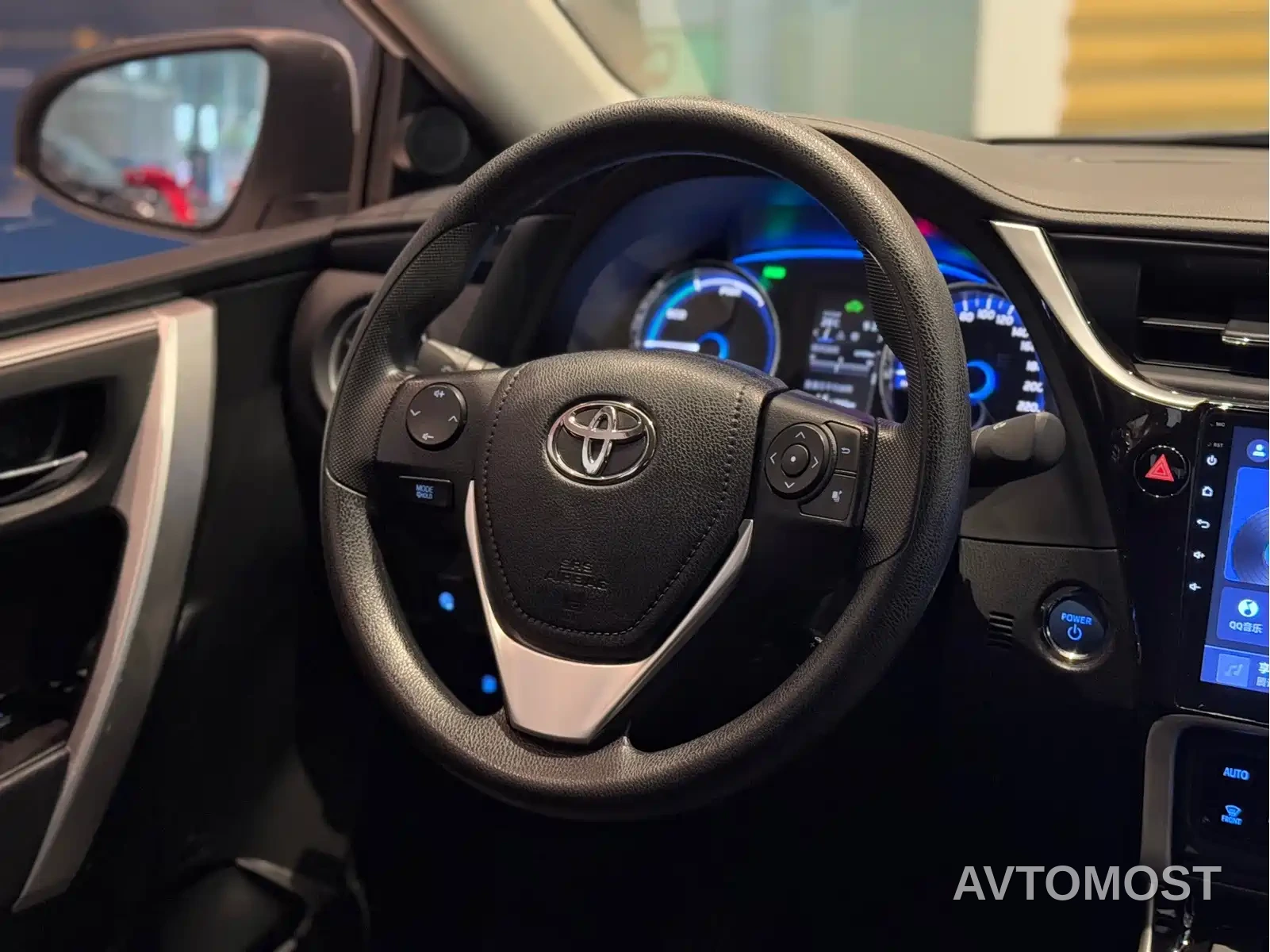 Toyota Corolla Twin Engine E+ 2020 1.8L E-CVT Comfort Edition — фото 14