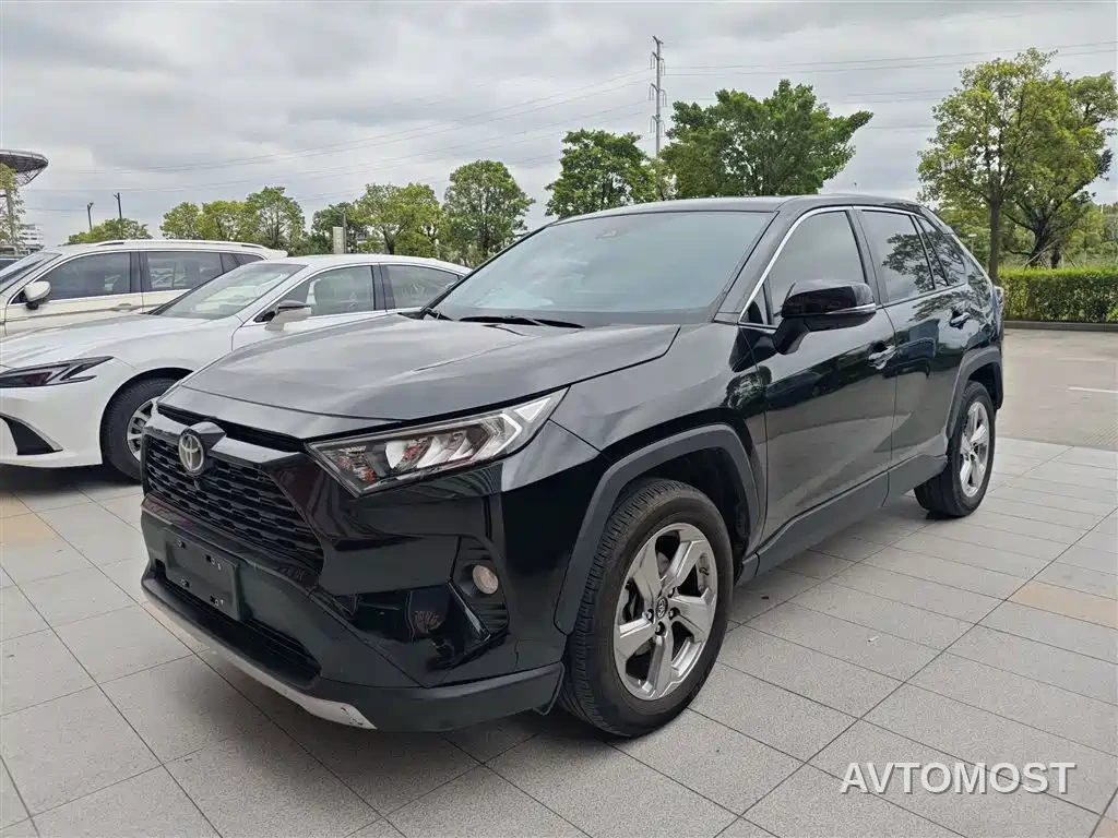 Toyota RAV4 Rongfang 2022 2.0L CVT 2WD Trend Edition — фото 1