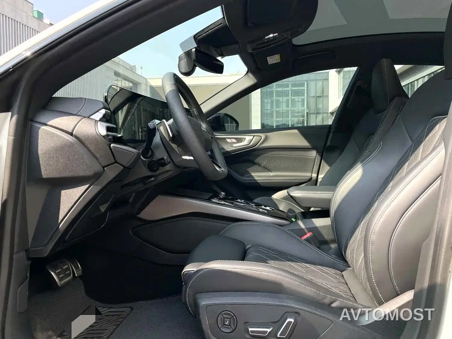 Audi A5L Sportback 2025 2.0T Premium quattro Model — фото 3
