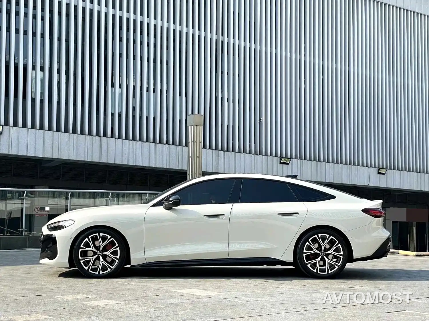 Audi A5L Sportback 2025 2.0T Premium quattro Model — фото 7