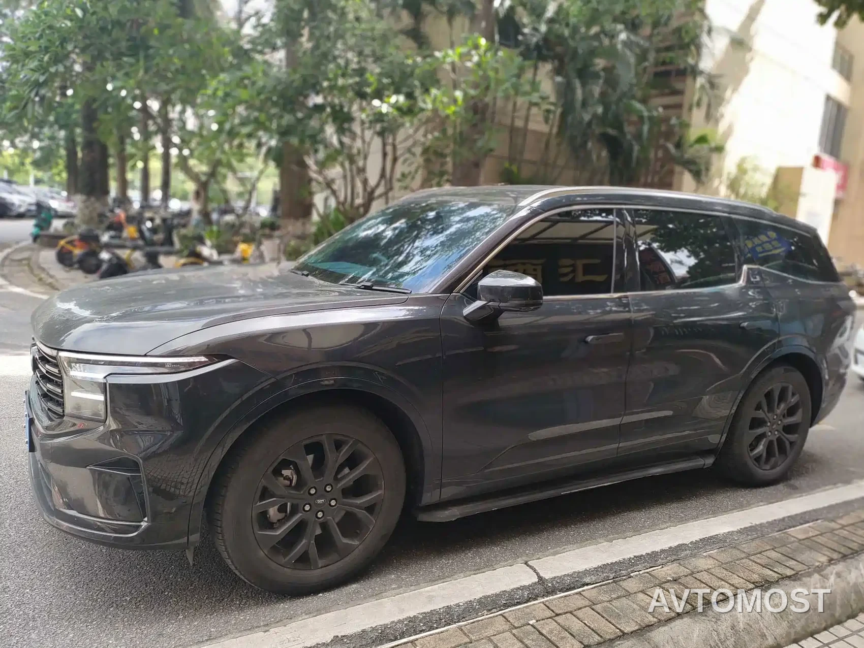 Ford Edge 2023 Edge L 2.0T EcoBoost E Hybrid AWD 7-Seater Premium — фото 1