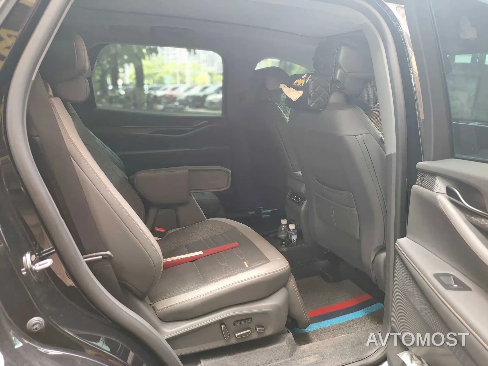 Ford Edge 2023 Edge L 2.0T EcoBoost E Hybrid AWD 7-Seater Premium — фото 6